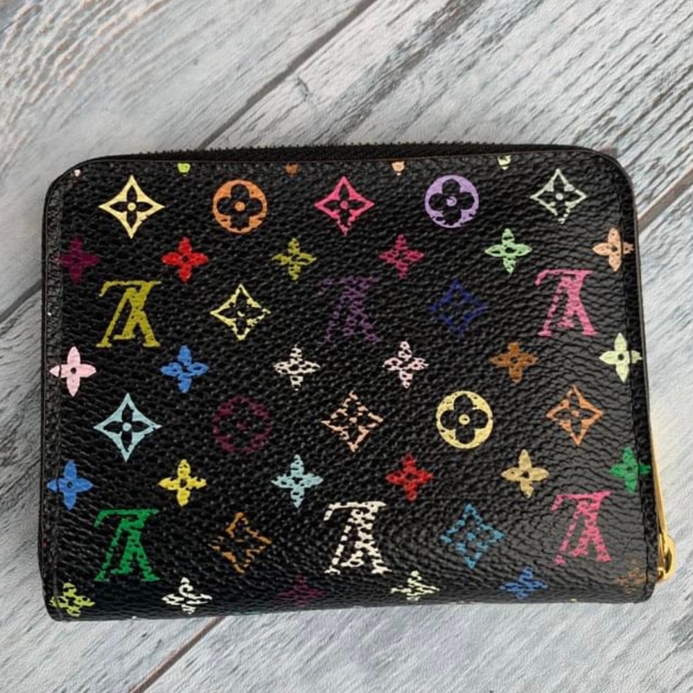 🛑SOLD🛑Louis Vuitton Multicolor black zippy coin/ card wallet